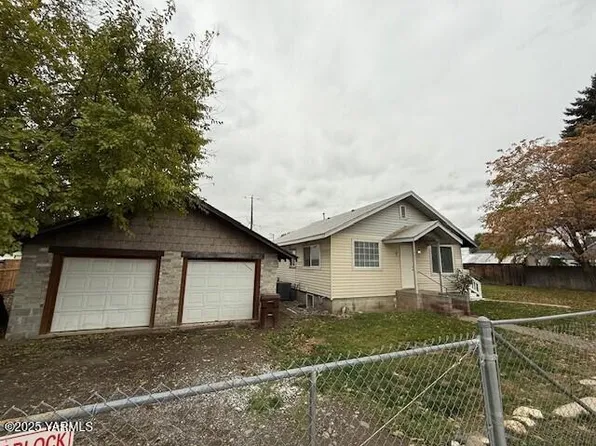 1402 Swan Ave, Yakima, WA 98902