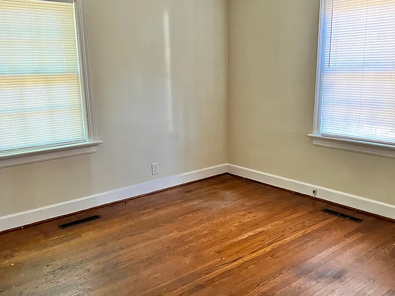 821 W Haven Blvd — Photo 8
