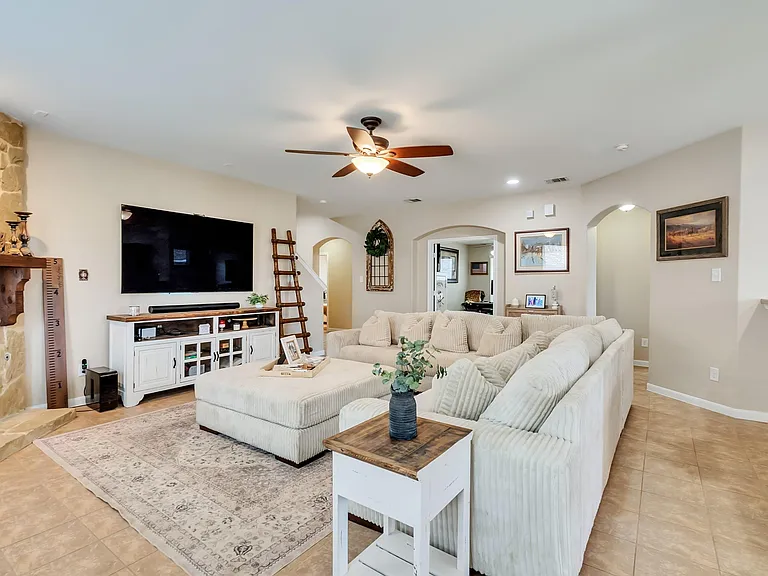 9015 Springcroft Ct — Photo 15