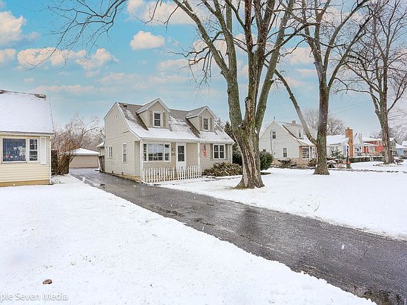 2nd image of 15530 Lavergne Ave