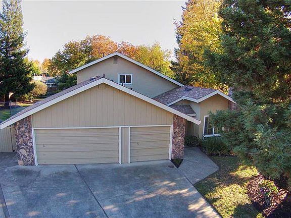 3rd image of 747 Riverlake Way