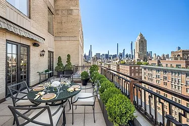 895 Park Avenue in Lenox Hill : Sales, Rentals, Floorplans