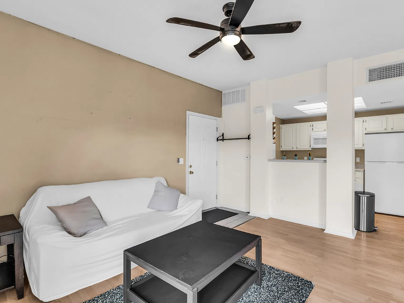 1 bed, 602 sqft, $1,850 — Photo 2