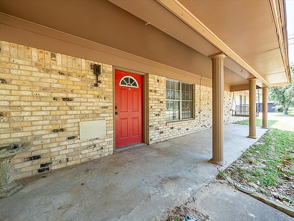 2nd image of 200 Gambrell