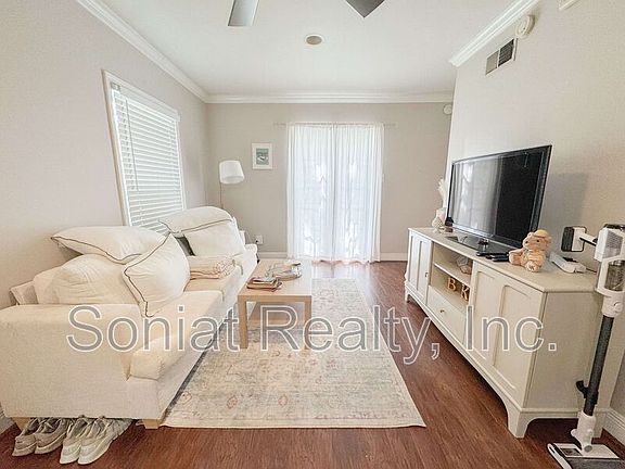 5th image of 3101 Saint Charles Ave APT 7