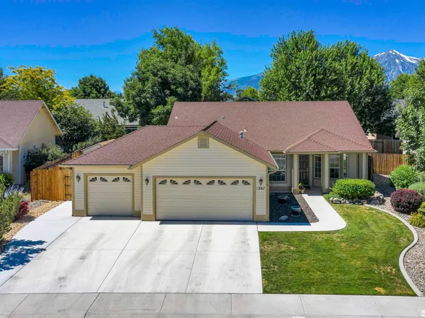 1367 Granborough Dr, Gardnerville, NV 89410
