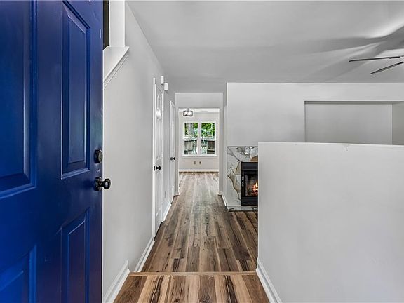 5th image of 14 Woodall Dr