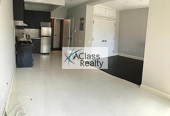 Rented by A Class Realty International | media 10