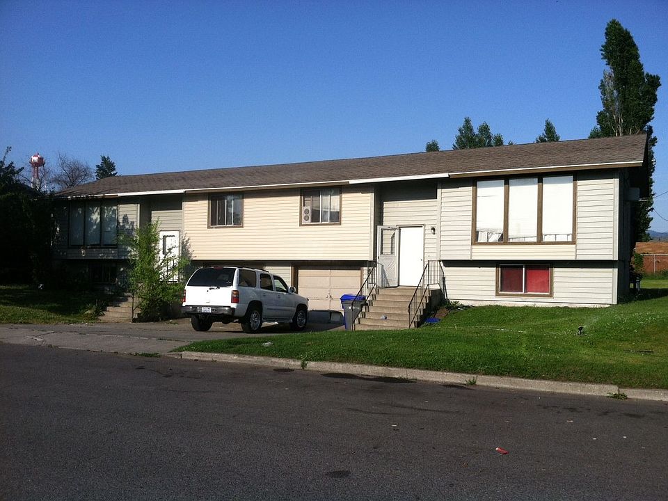 1st image of 113 S Moen St