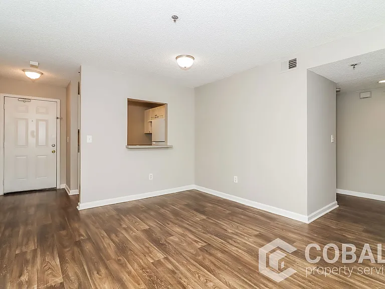 987 Collier Rd NW #H — Photo 6