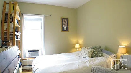 Rented by Brooklyn Heights Real Estate Inc