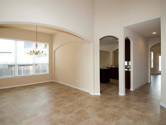 5th image of 5906 Preserve Ln