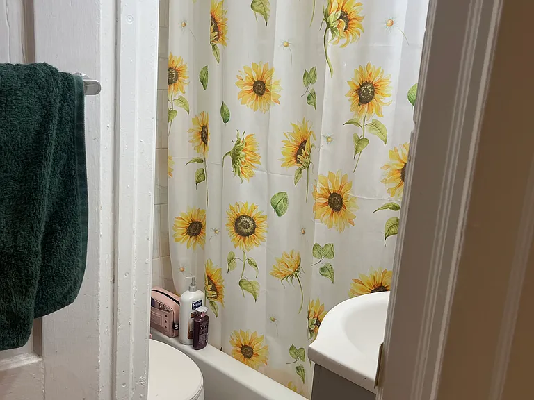 4725-4727 Chester Ave #B7 — Photo 4