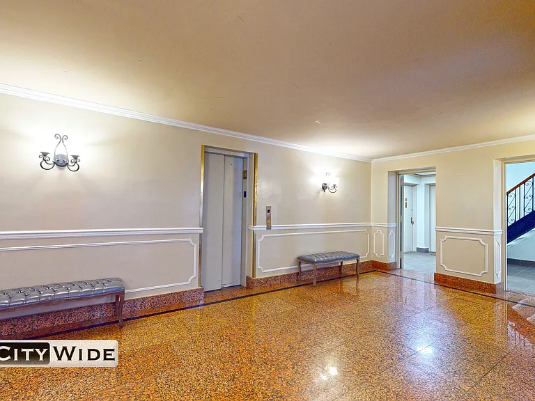 30 Charlton St #3B — Photo 5