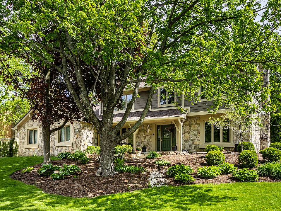 725 Sugarbush Dr, Zionsville, IN 46077 | Zillow