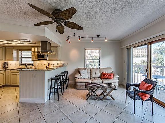 3rd image of 479 E Shore Dr APT 2