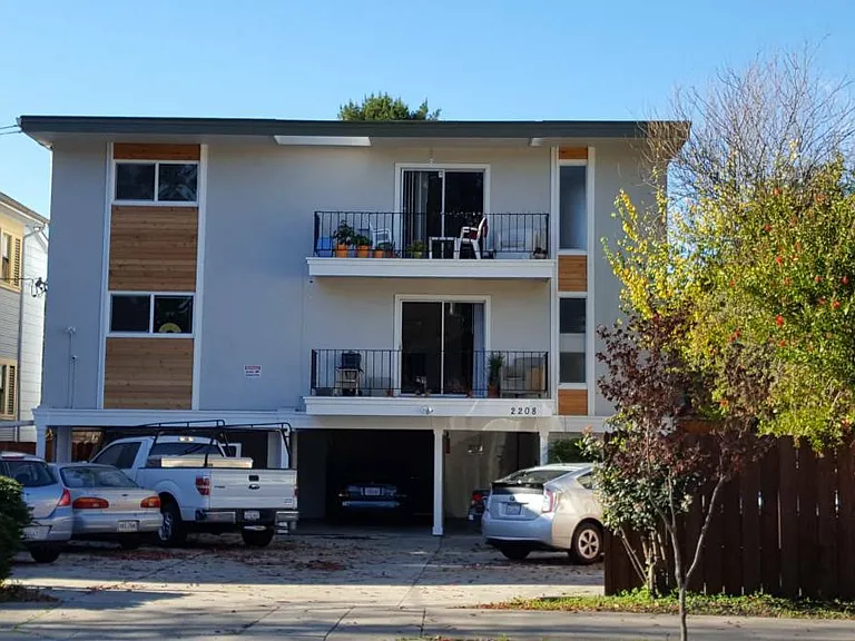 2208 McGee Ave #5 — Photo 9