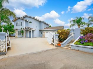 119 Smilax Rd, Vista, CA 92083