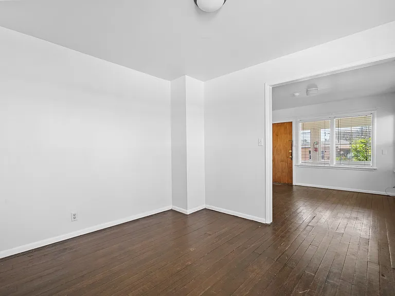24 Rose Ave #D — Photo 6
