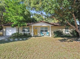 2467 Sheridan Rd, Mount Dora, FL 32757