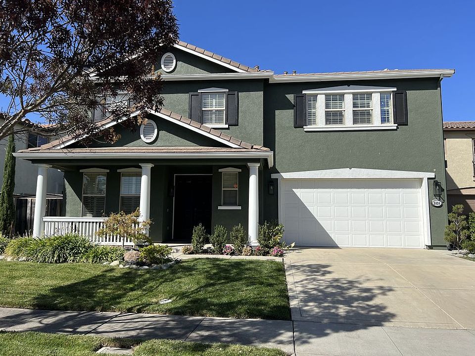1st image of 3834 Martis St