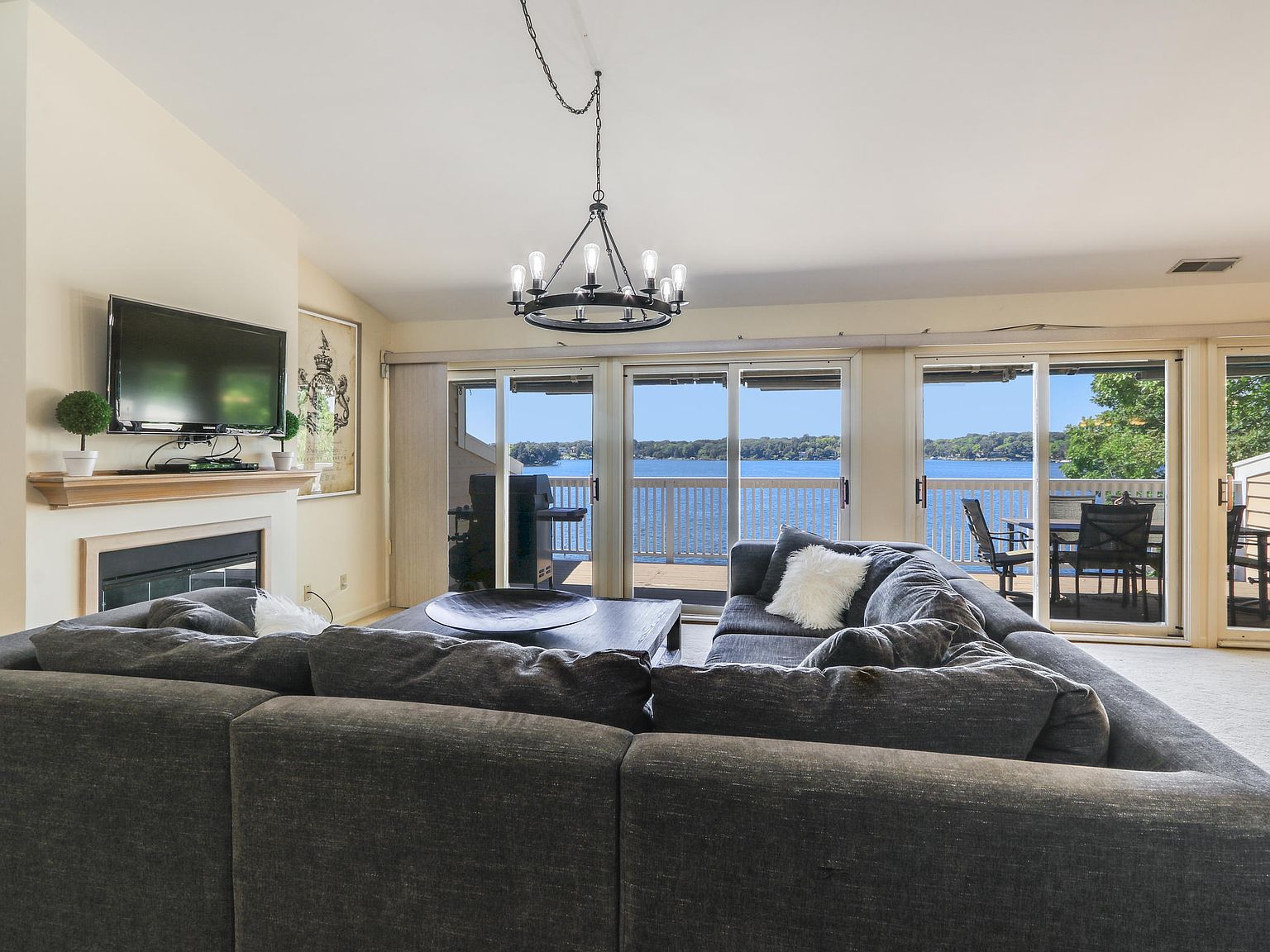 W5135 Sterlingworth Ct UNIT 30, Elkhorn, WI 53121 Zillow