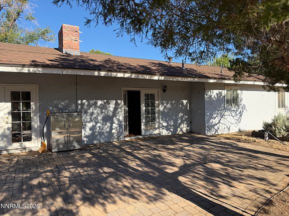 3rd image of 3673 Green Acre Dr