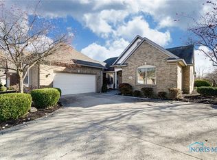 2763 Whitespire Ct, Findlay, OH 45840