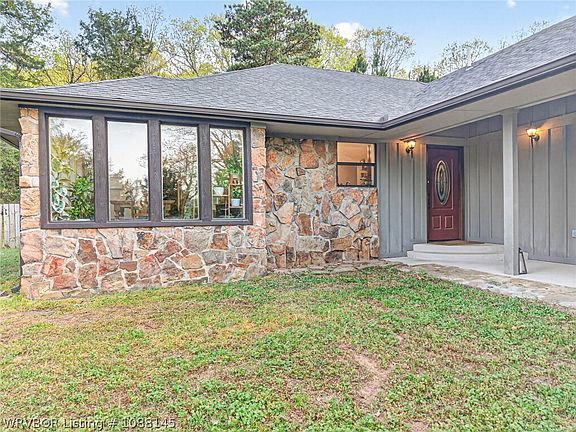 5th image of 22451 Coggins Rd