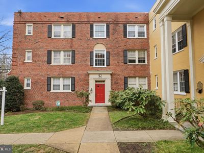 3909 Pennsylvania Ave SE APT 302, Washington, DC, 20020