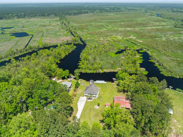 643 Backfield Rd, Walterboro, SC 29488