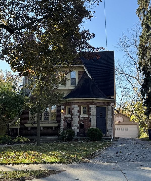1st image of 1805 Jackson Ave