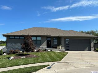 2014 Gindy Cir, Cir, NE 68147