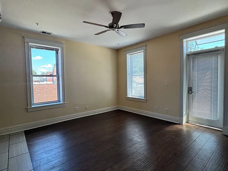 4230-36 Manchester Ave — Photo 6