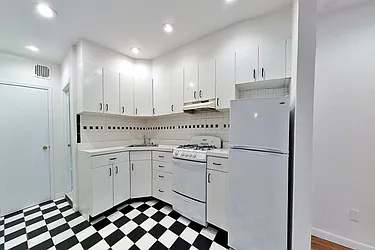 Rented by CitySites Real Estate Group