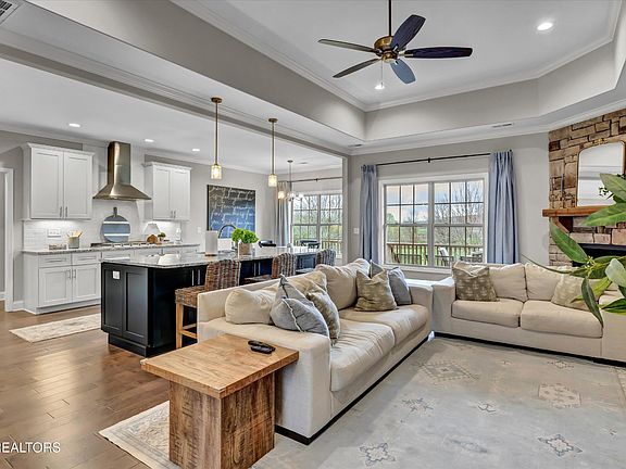 2nd image of 2349 Brooke Willow Blvd