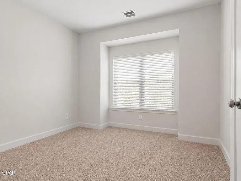 309 Raven Ln — Photo 11