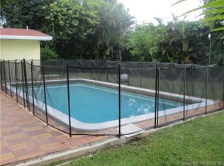 2055 NE 202nd St, Miami, FL 33179