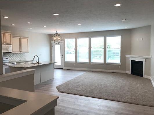 Main living/kitchen