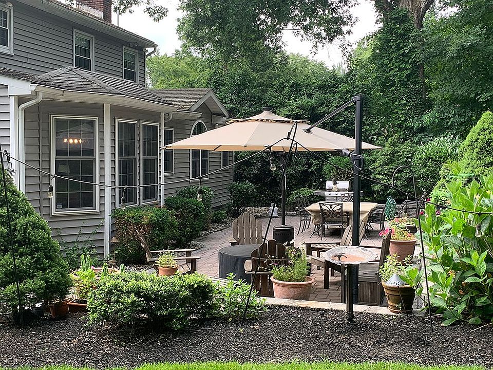 2nd image of 34 Mac Leay Rd