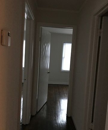 4th image of 22032 Millard Ave