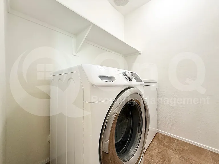 2209 E Pecan Rd — Photo 18