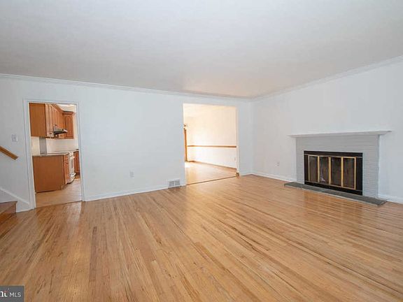 4th image of 23 W Golf Club Ln