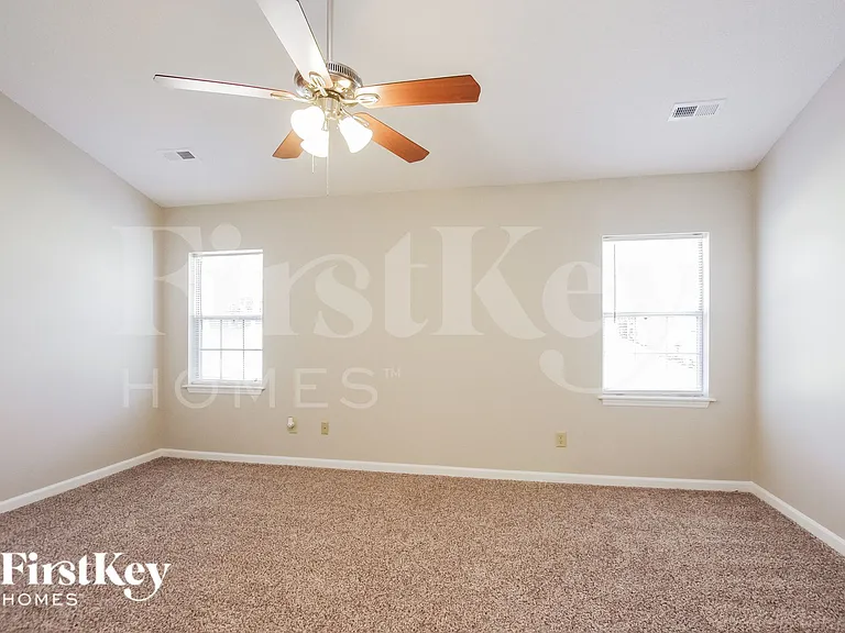 3105 Denhem Ct — Photo 9