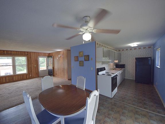 5th image of 231 Cedar Ln