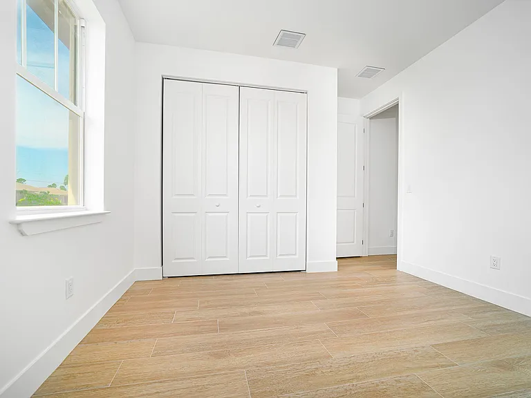 15061 Brainbridge Cir — Photo 2