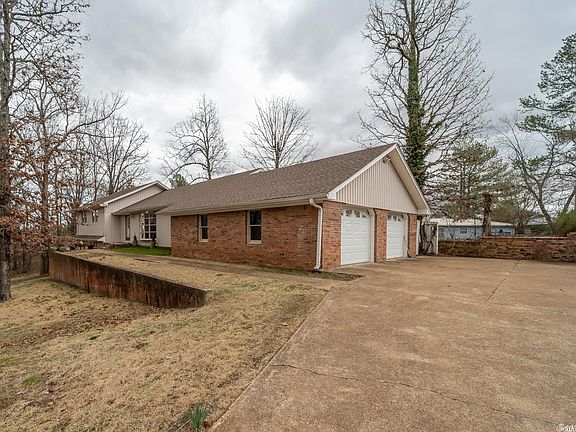 3rd image of 289 Circle High Dr
