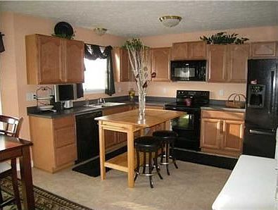 4th image of 702 Appaloosa Dr