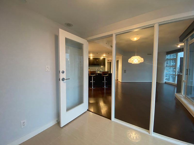 Vancouver Apartment for rent - 2 Bedrooms — photo 7