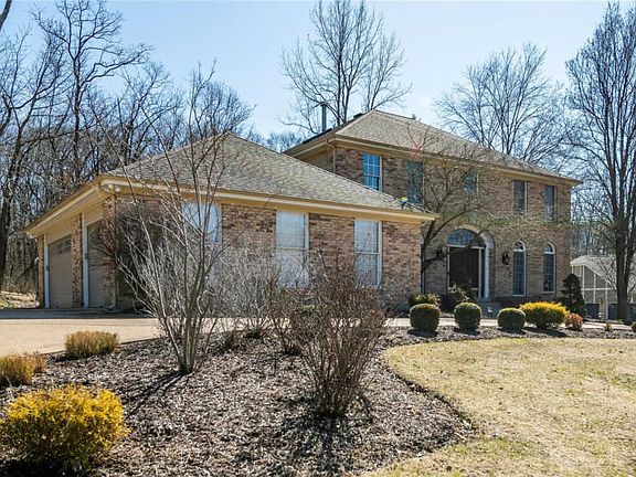 3rd image of 9162 Fox Bridge Dr